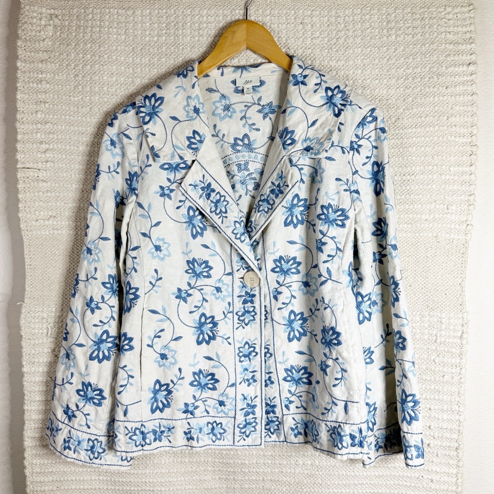 J. JILL cream and blue boho embroidered button front linen jacket M PETITE